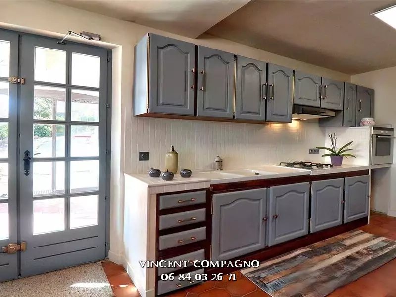 Maison, 230 m²