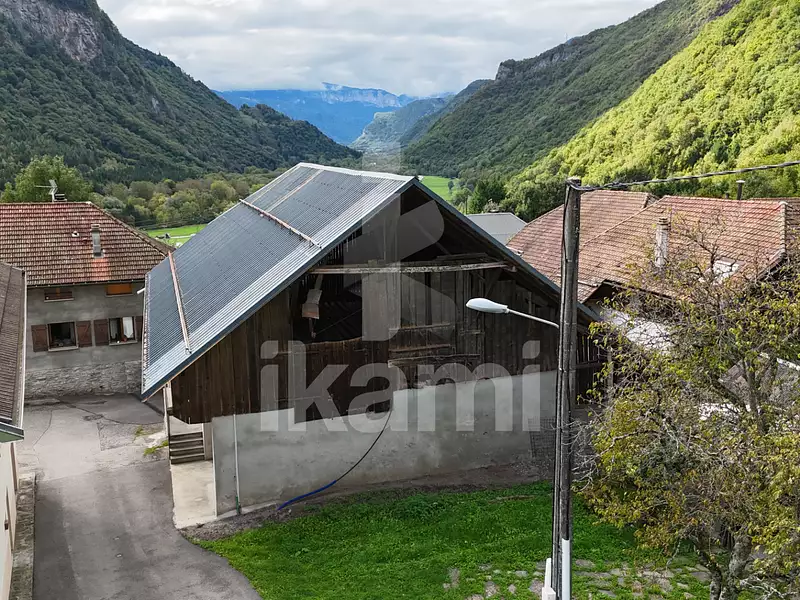 Maison, 304,33 m²