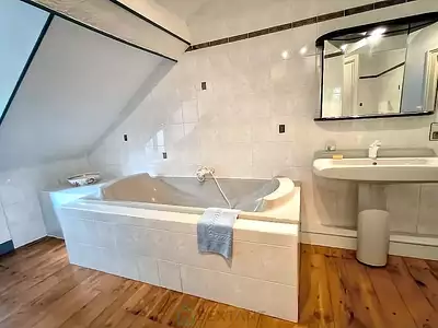 Maison, 280 m²