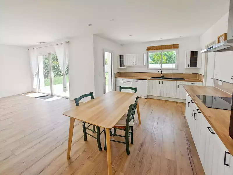 Maison, 115 m²