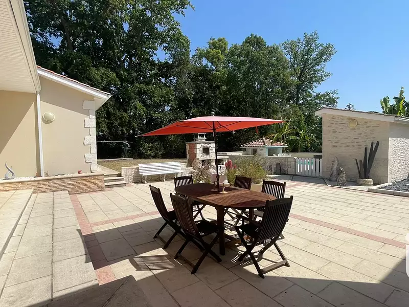 Maison, 226 m²