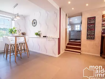 Maison, 240 m²