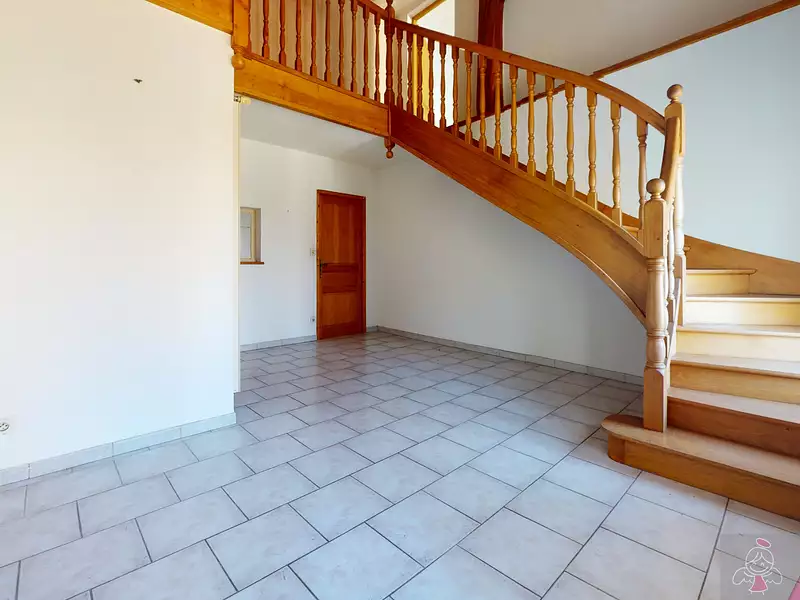 Maison, 220 m²