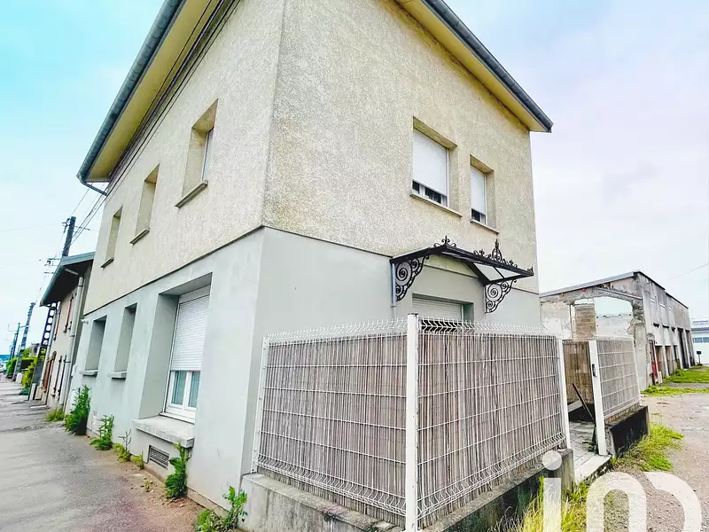 Maison, 99 m²