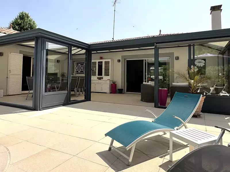 Maison, 165 m²