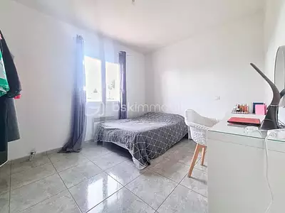 Immeuble, 350 m²