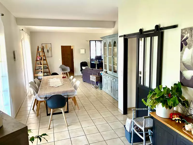 Maison, 250 m²