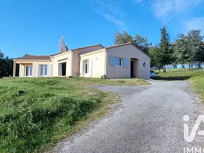 Maison, 165 m²