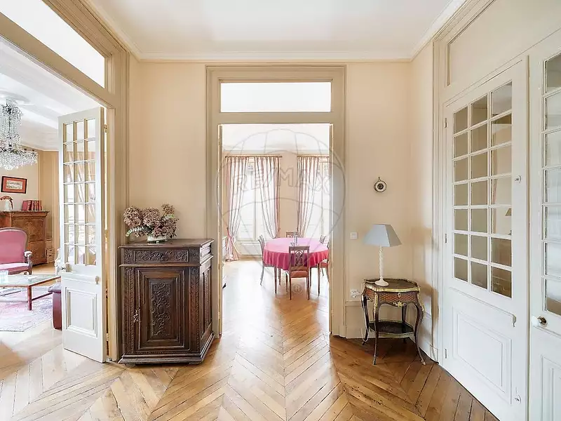 Appartement, 183 m²