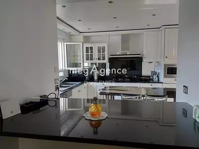 Maison, 165 m²