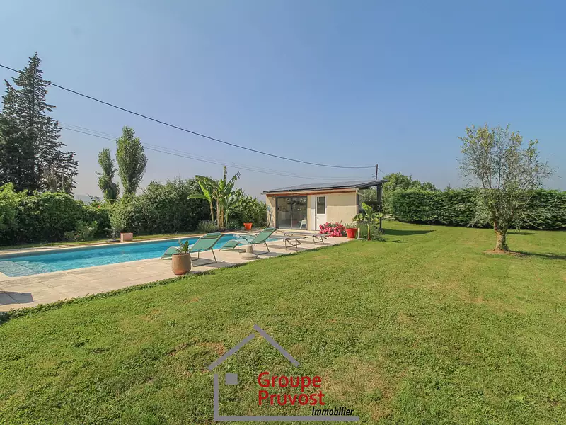 Maison, 285 m²