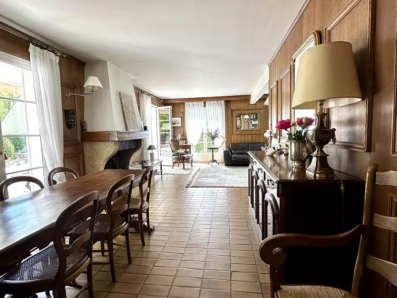 Maison, 228 m²