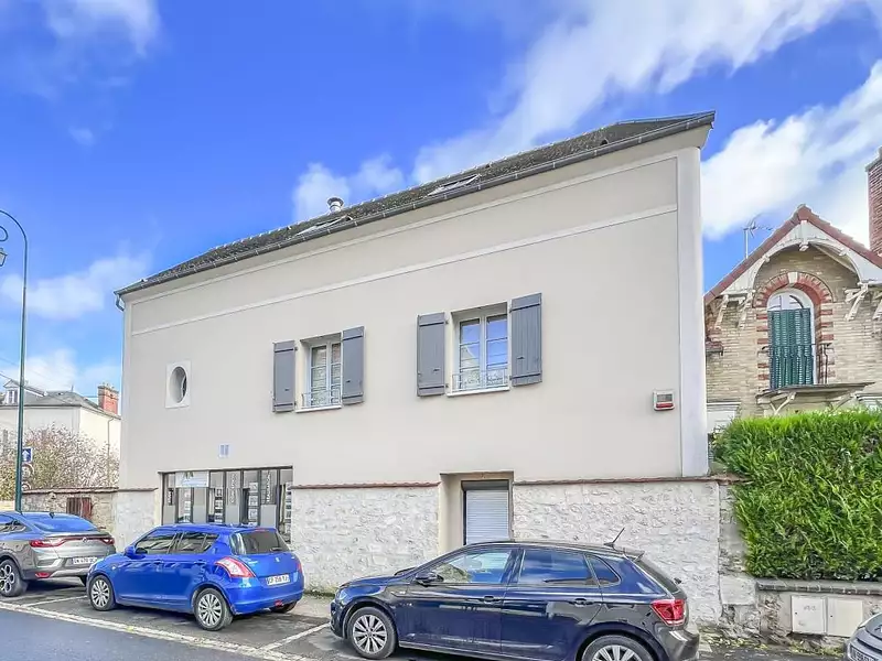 Immeuble, 159 m²