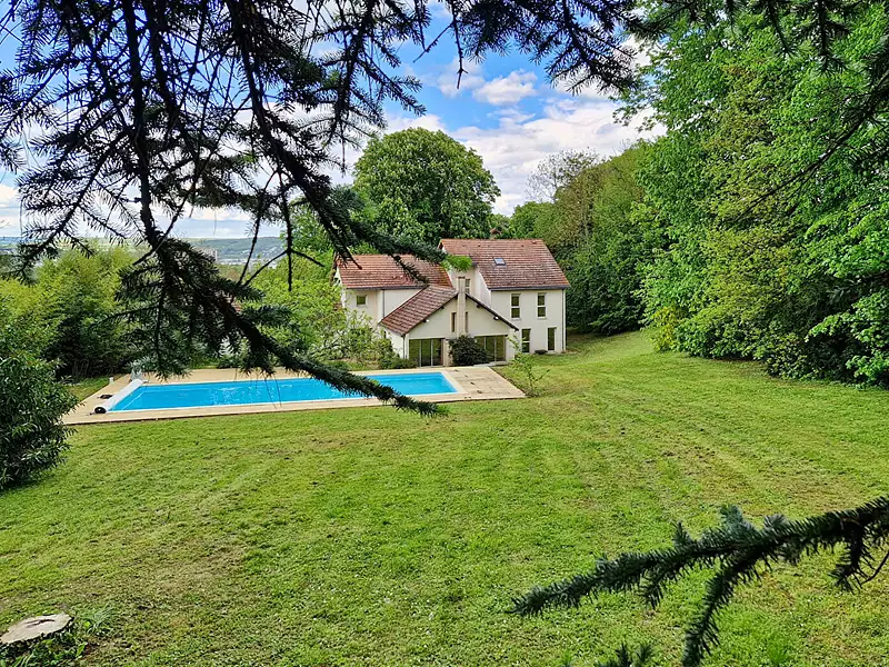 Maison, 360 m²