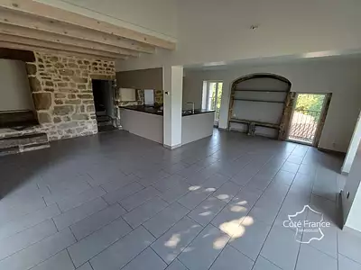 Maison, 151 m²