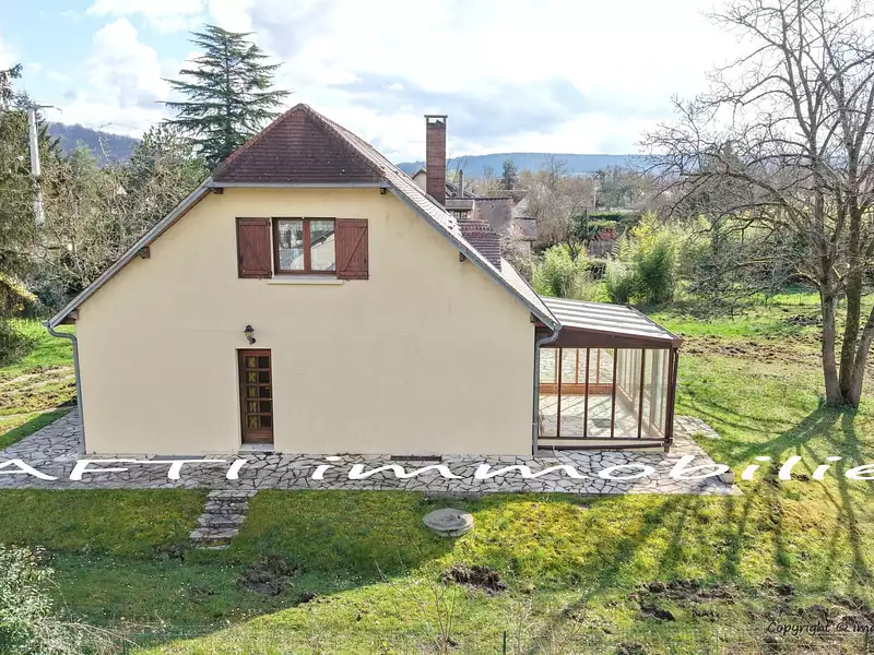 Maison, 198 m²