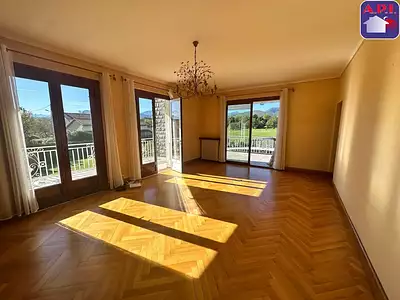 Maison, 249 m²