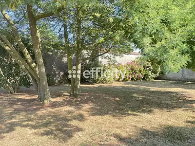 Maison, 245 m²