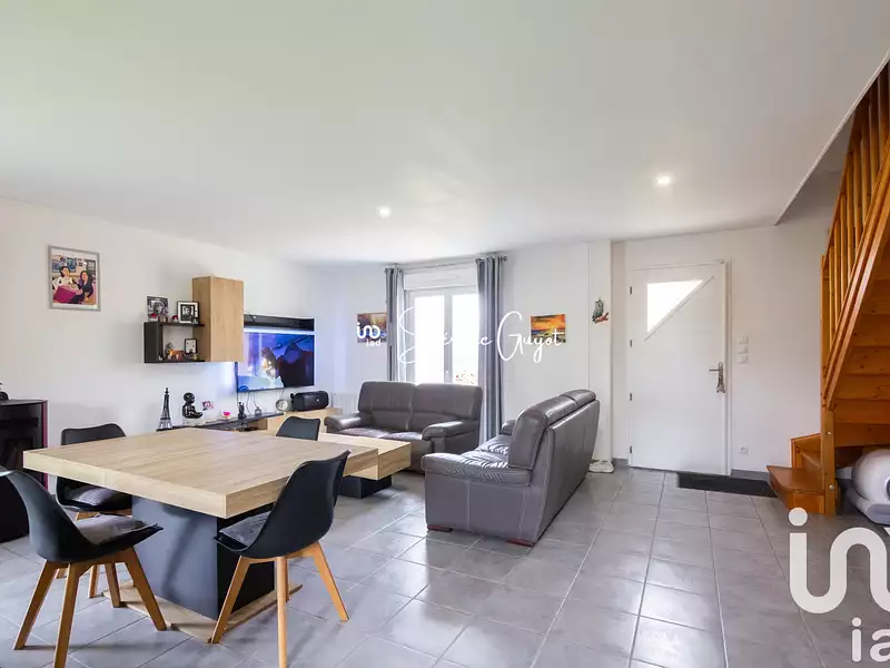 Maison, 145 m²