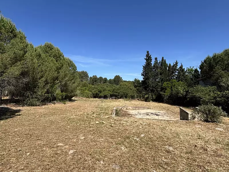 Terrain, 921 m²