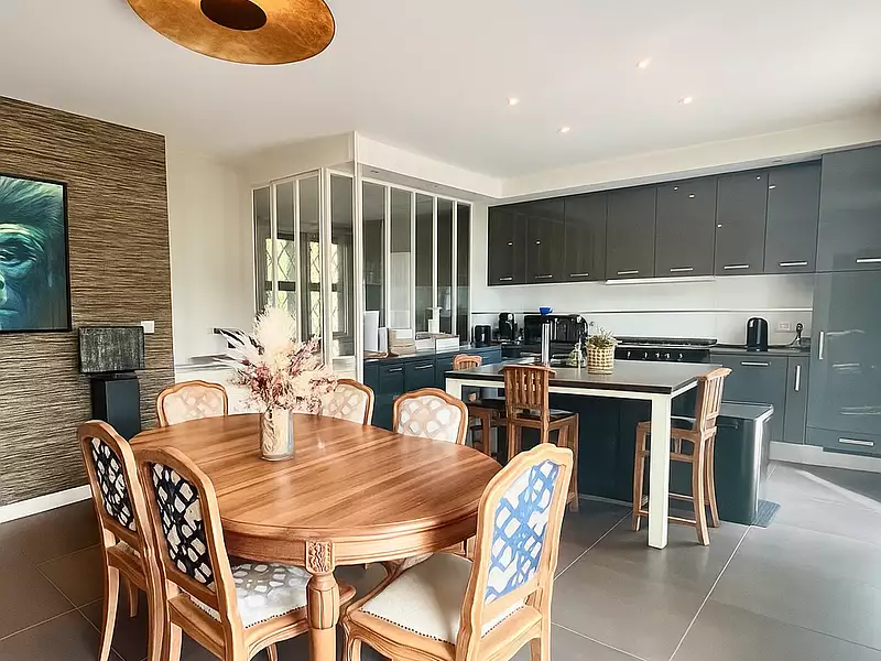 Maison, 200 m²