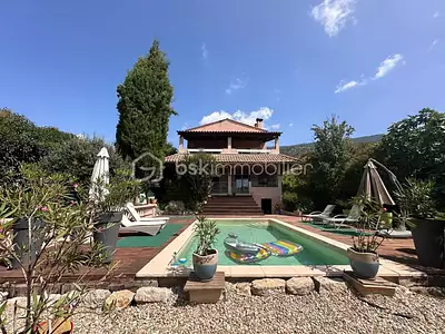 Maison, 187 m²