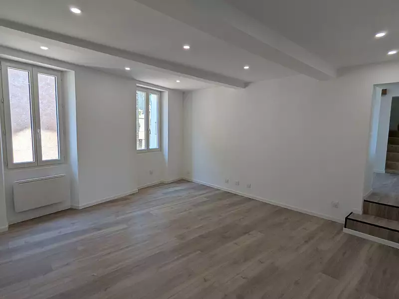 Immeuble, 130 m²