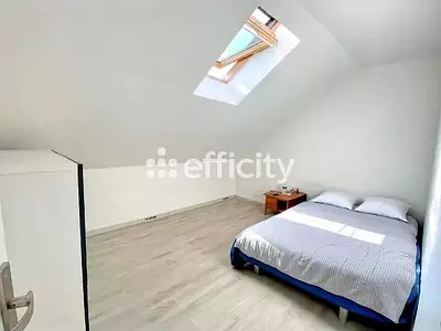 Maison, 250 m²
