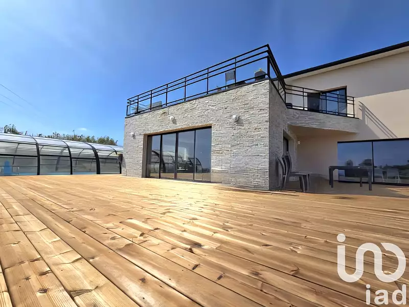 Maison, 375 m²
