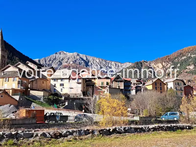 Terrain, 1 340 m²