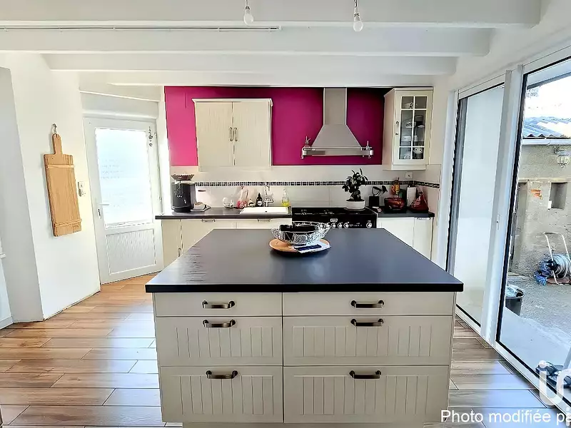 Maison, 185 m²