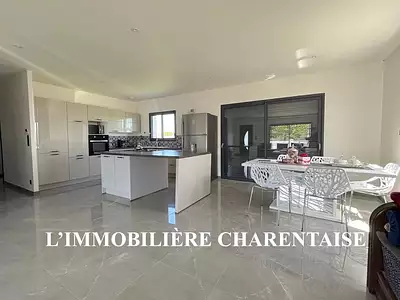 Maison, 154 m²