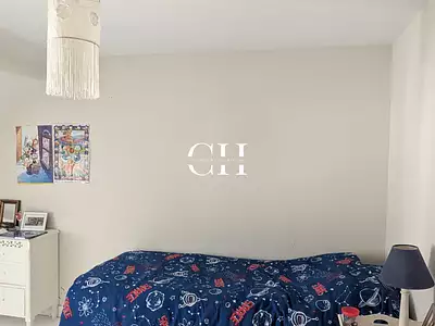 Maison, 196 m²