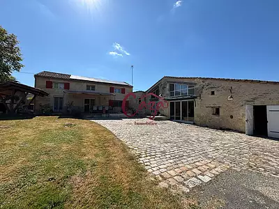 Maison, 321 m²