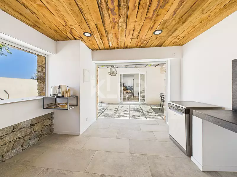 Maison, 167 m²