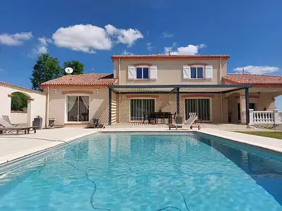 Maison, 219 m²