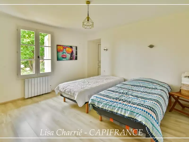 Maison, 295 m²