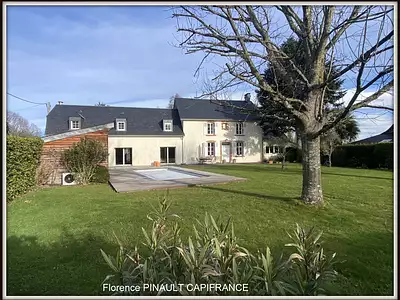 Maison, 265 m²