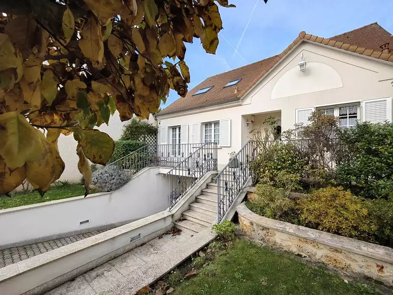 Maison, 137 m²