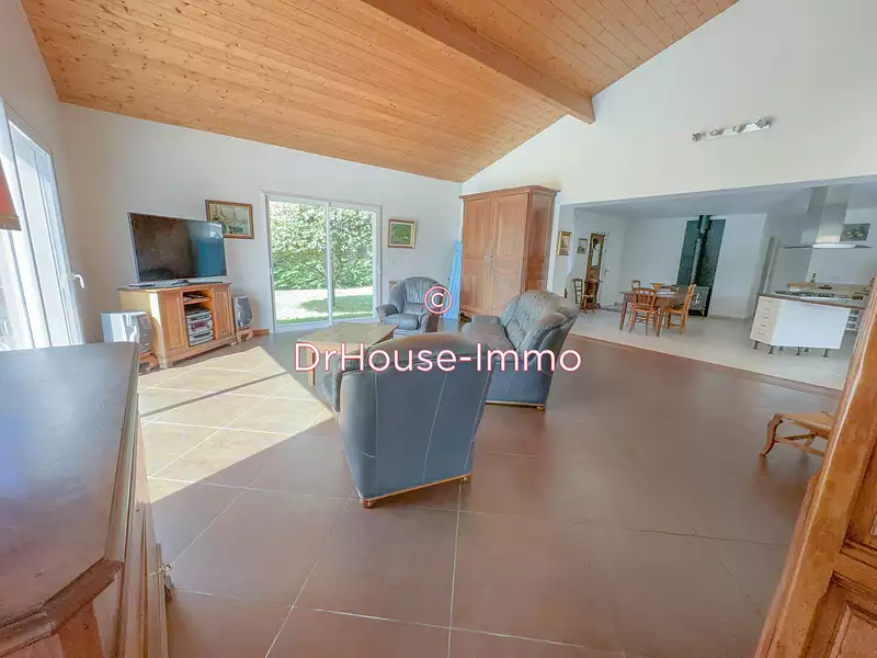 Maison, 159 m²
