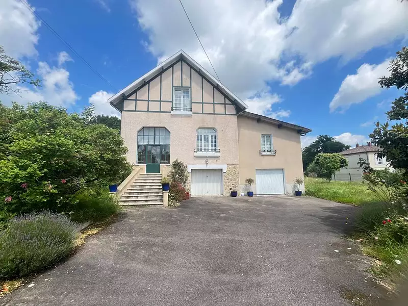 Maison, 162 m²