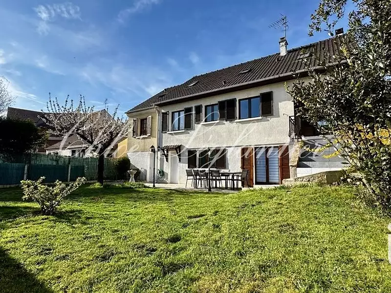 Maison, 200 m²