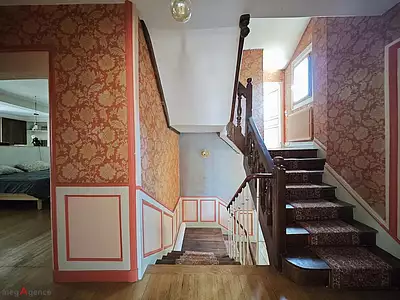 Maison, 280 m²