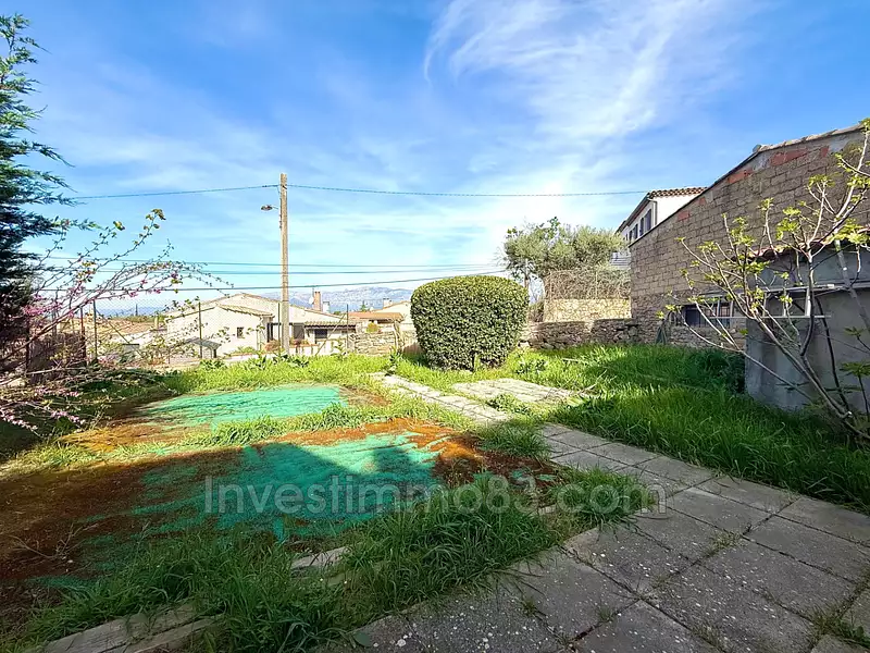 Terrain, 320 m²