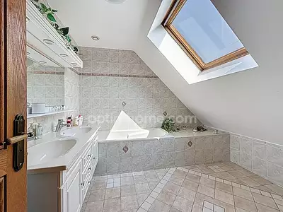 Maison, 165 m²