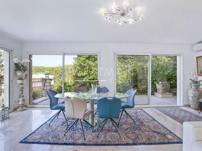 Maison, 233,55 m²
