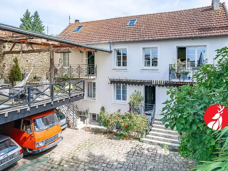 Immeuble, 473 m²
