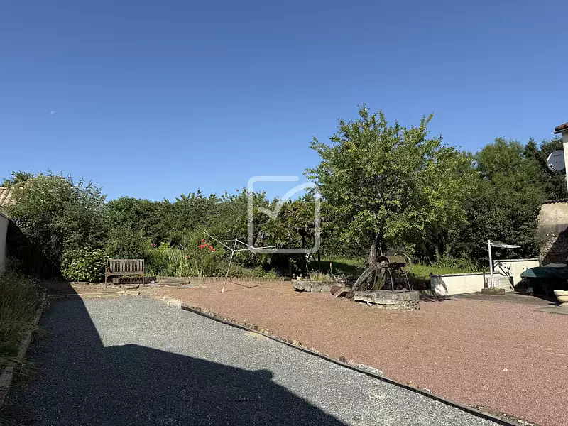 Maison, 222 m²