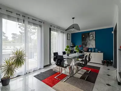 Maison, 202 m²