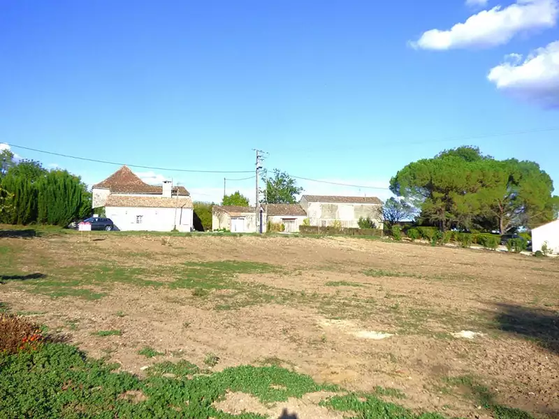 Terrain, 2 445 m²